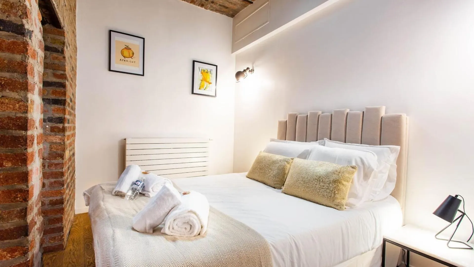 Appartamento Authentic - 4br-10p - Moulin Rouge Parigi