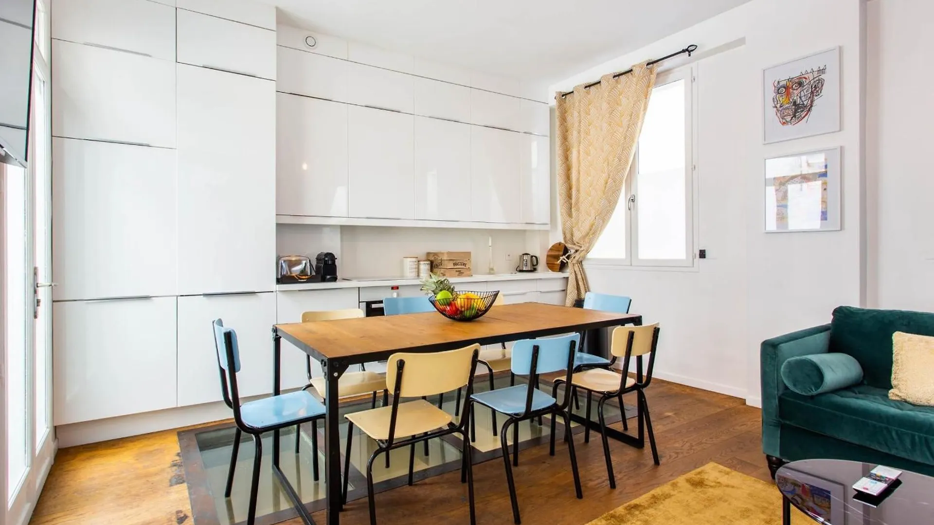 Apartment Authentic - 4br-10p - Moulin Rouge *
